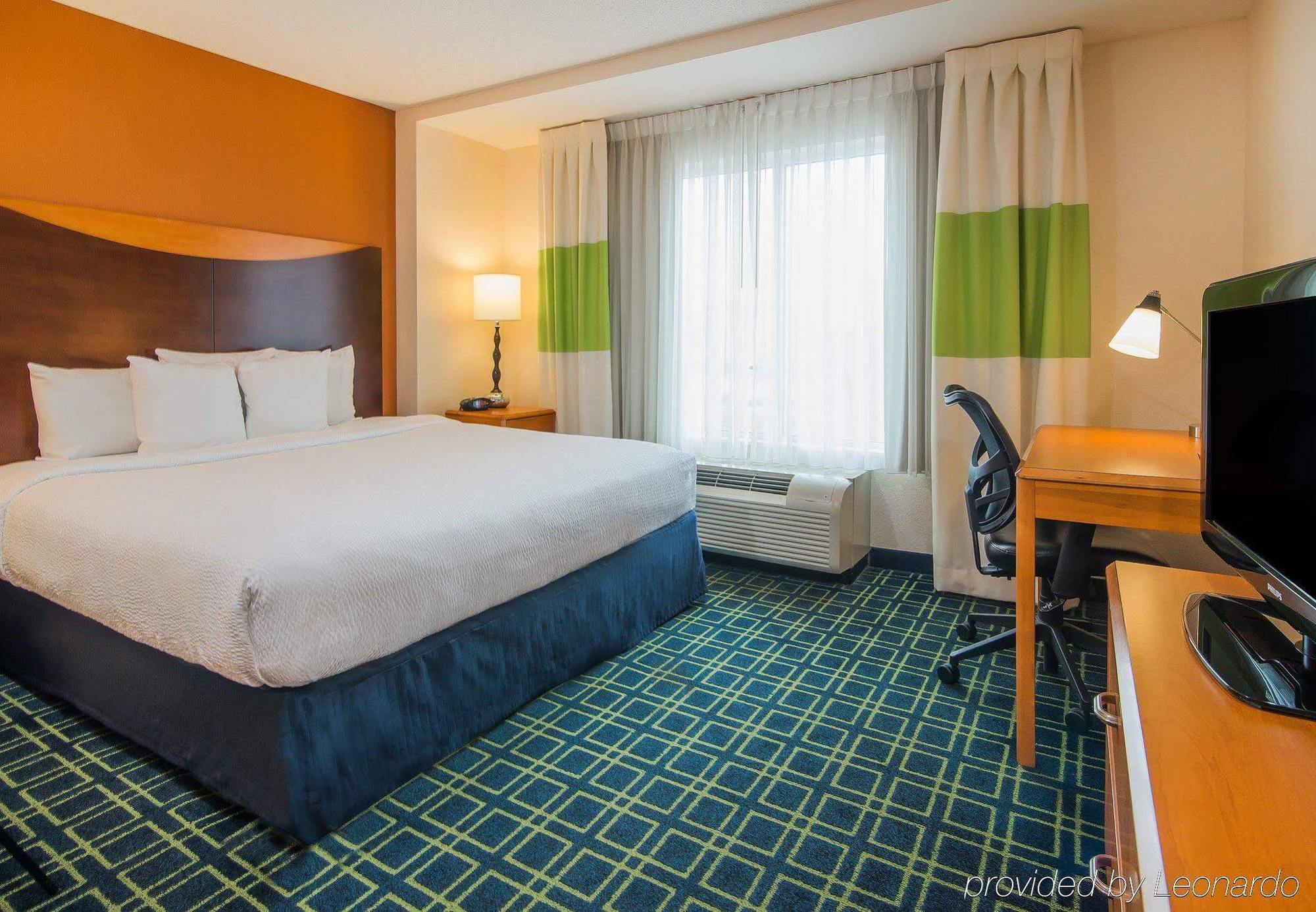 Fairfield Inn Suites Indianapolis Downtown Extérieur photo